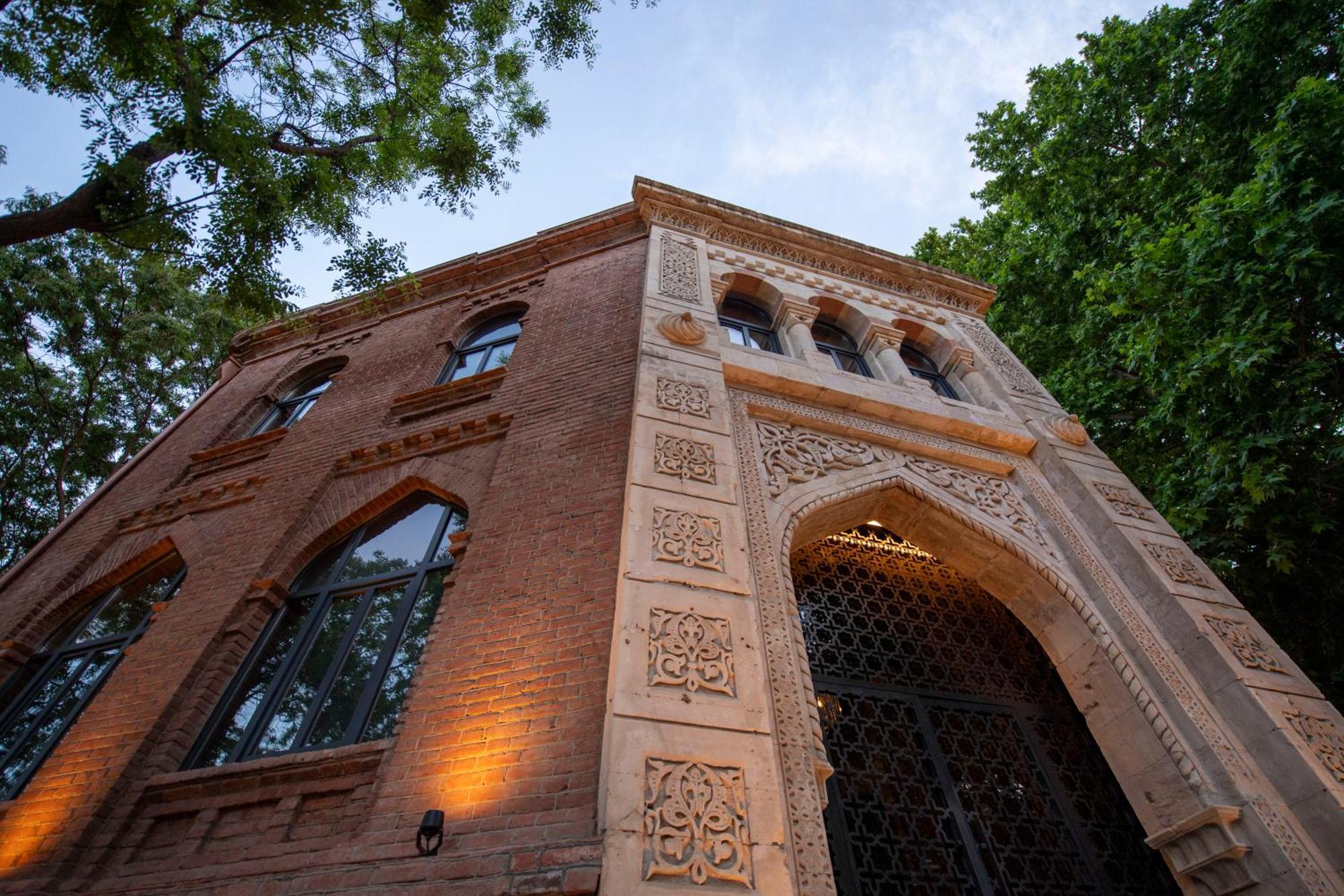 Qarvasla Hotel Tbilisi Exterior photo